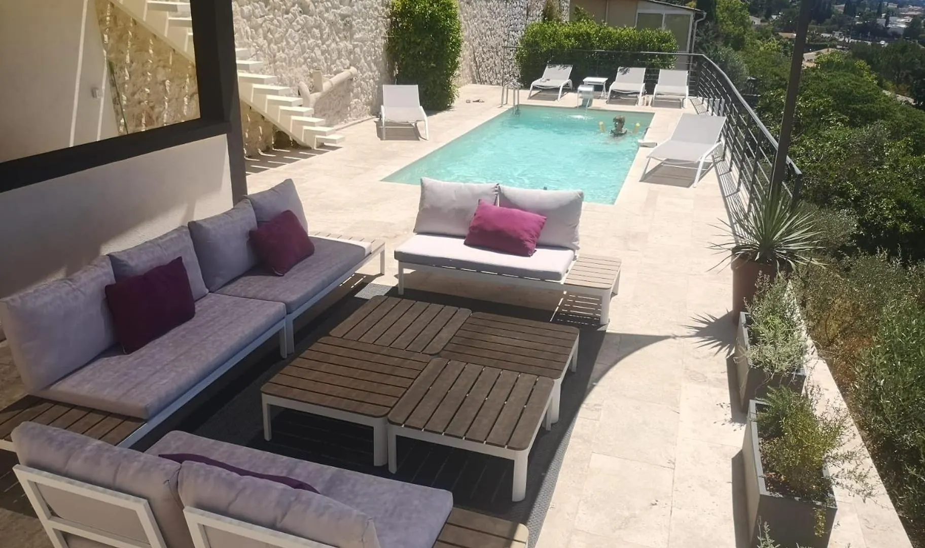 Plus Belle La Vue Allauch Homestay